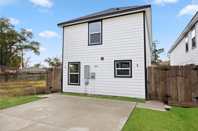9241 Seeker Street, Houston, TX 77028