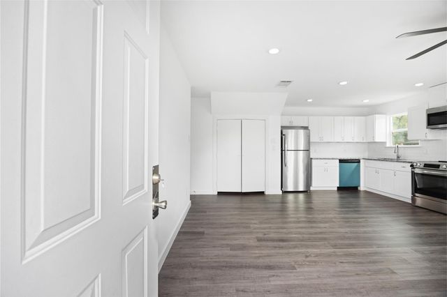 9241 Seeker Street, Houston, TX 77028