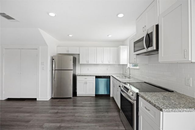 9241 Seeker Street, Houston, TX 77028