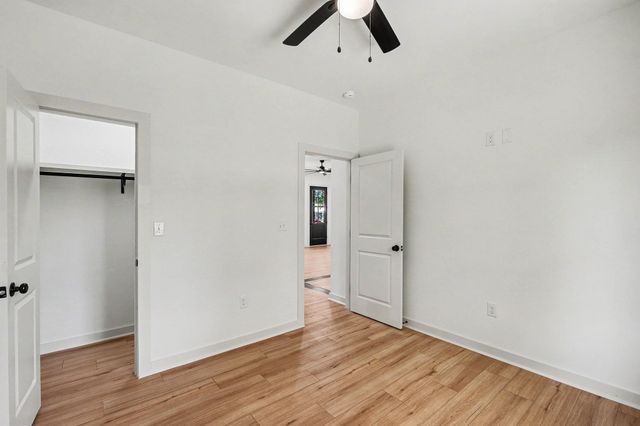 1798 Twin Caves Dr, Lewisburg, TN 37091