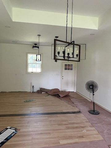 1798 Twin Caves Dr, Lewisburg, TN 37091