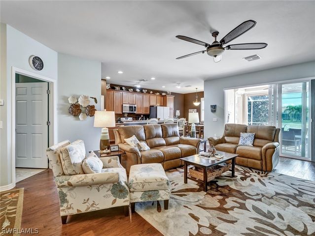 28035 Pisces LN, Bonita Springs, FL 34135