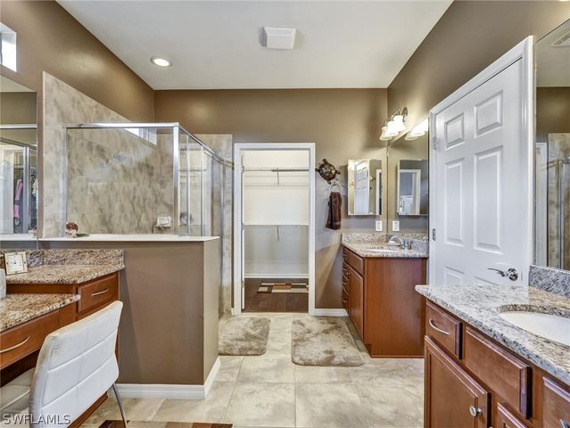 28035 Pisces LN, Bonita Springs, FL 34135