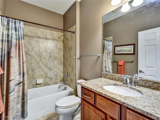 28035 Pisces LN, Bonita Springs, FL 34135