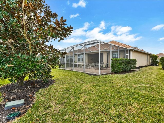 28035 Pisces LN, Bonita Springs, FL 34135