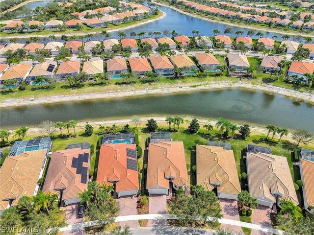 28035 Pisces LN, Bonita Springs, FL 34135