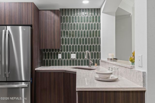 455 RIVERFRONT Drive A302, Palm Coast, FL 32137