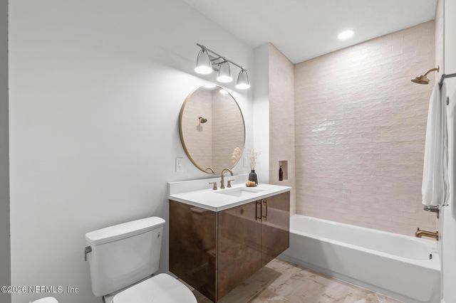 455 RIVERFRONT Drive A302, Palm Coast, FL 32137