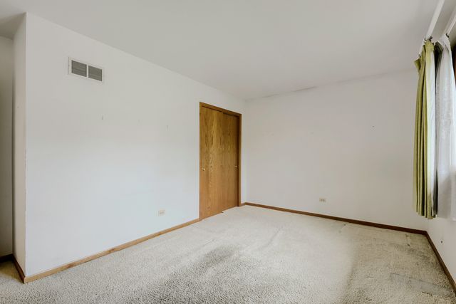 496 Sheridan Lane, Schaumburg, IL 60193