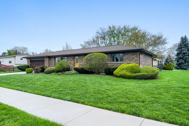 496 Sheridan Lane, Schaumburg, IL 60193