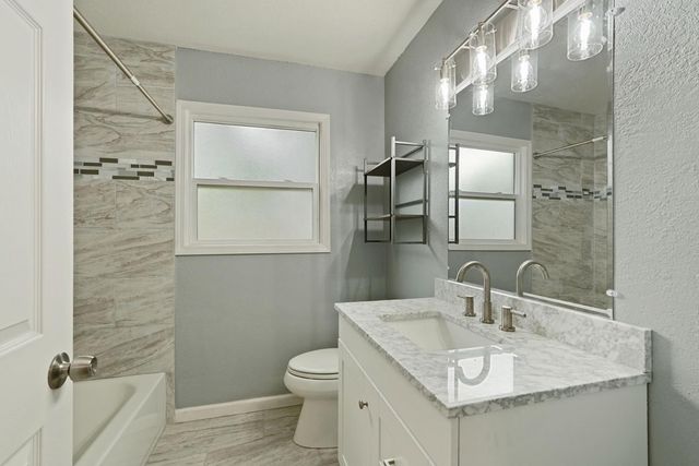 1640 Oxford Way, Stockton, CA 95204