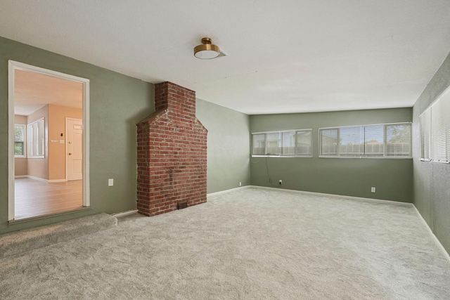 1640 Oxford Way, Stockton, CA 95204