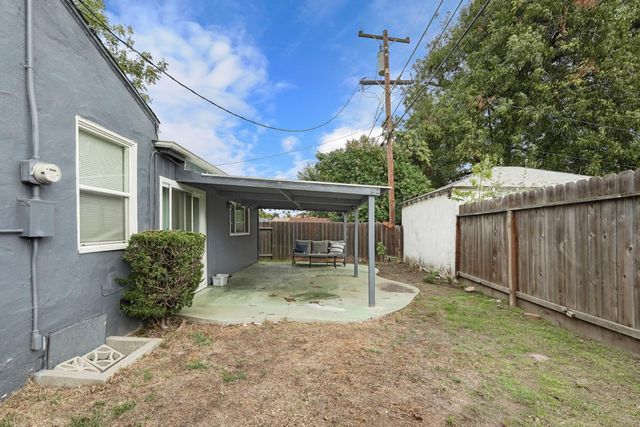 1640 Oxford Way, Stockton, CA 95204