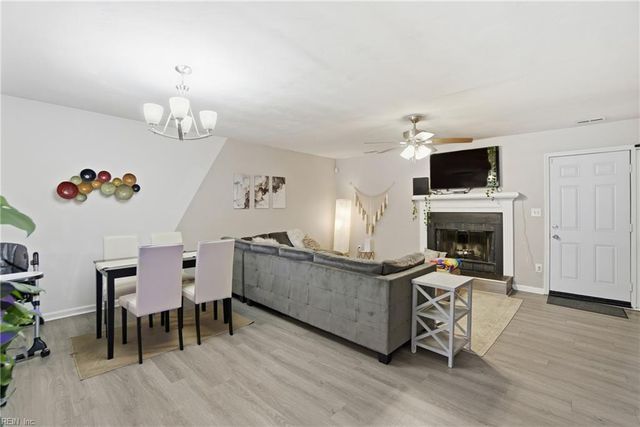 5522 Campus DR, Virginia Beach, VA 23462