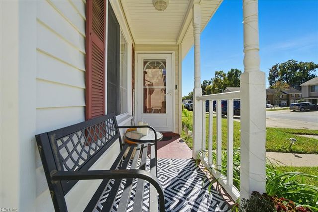5522 Campus DR, Virginia Beach, VA 23462