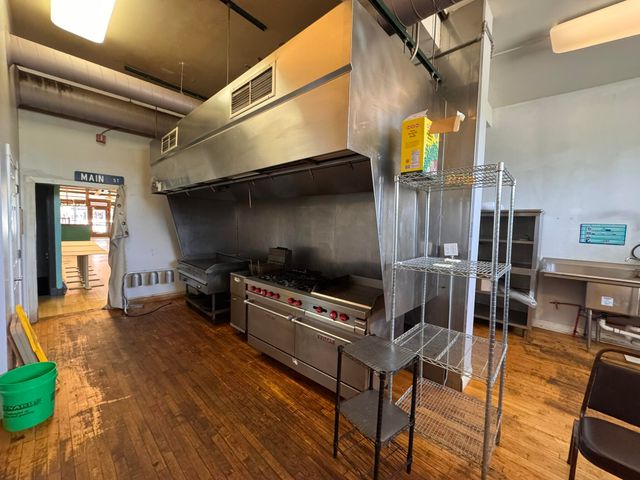 13 N Main Street, Three Rivers, MI 49093