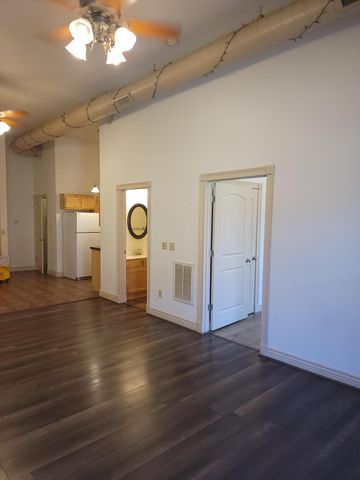 13 N Main Street, Three Rivers, MI 49093