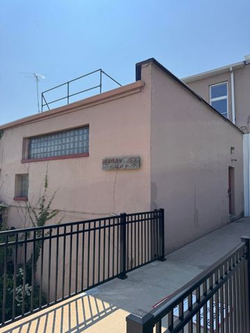 13 N Main Street, Three Rivers, MI 49093