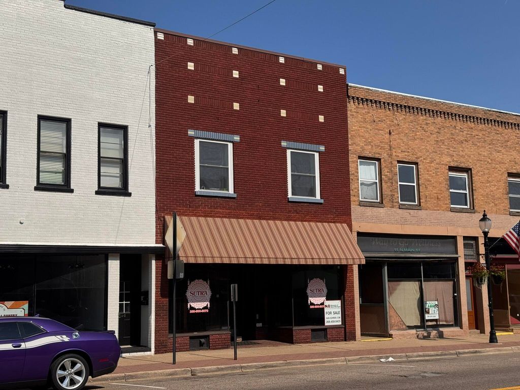 13 N Main Street, Three Rivers, MI 49093