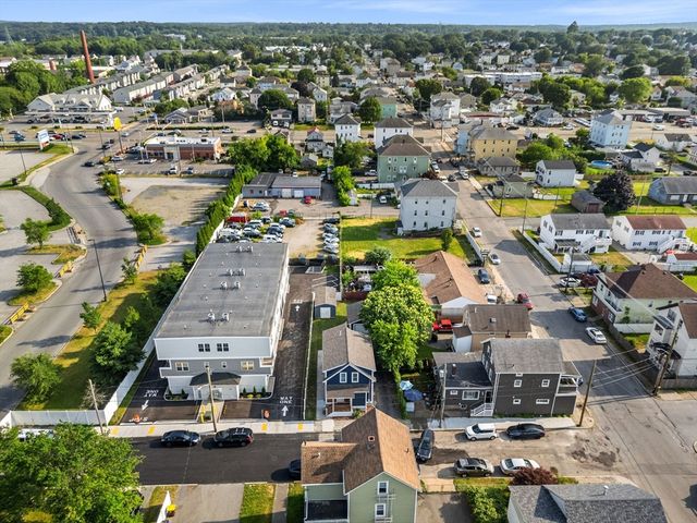 883 Grinnell St, Fall River, MA 02721