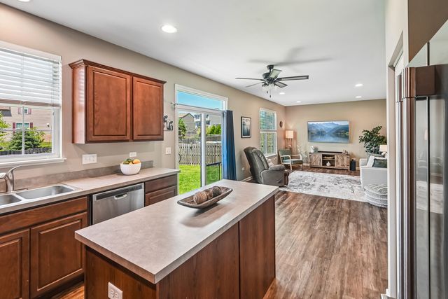 1716 Wentworth Drive, Volo, IL 60020
