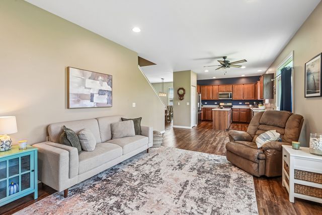1716 Wentworth Drive, Volo, IL 60020