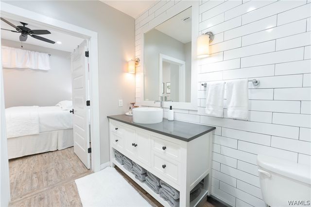 2529 University Blvd 1, Tuscaloosa, AL 35401