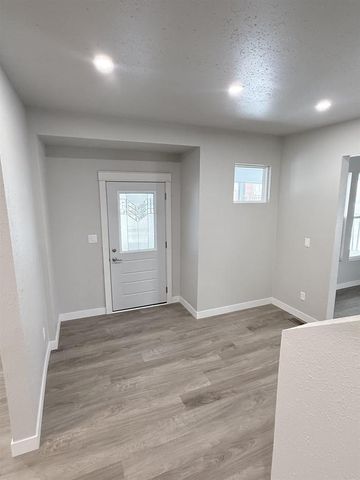 1431 NEWBERRY AVENUE, Marinette, WI 54143