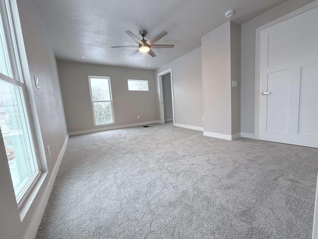 1431 NEWBERRY AVENUE, Marinette, WI 54143