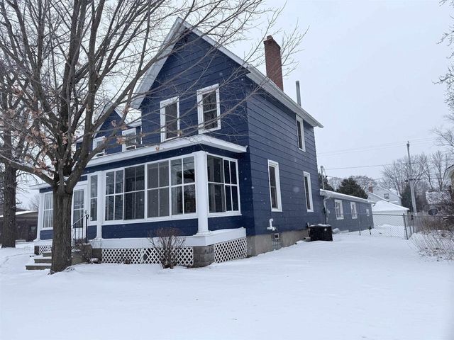 1431 NEWBERRY AVENUE, Marinette, WI 54143