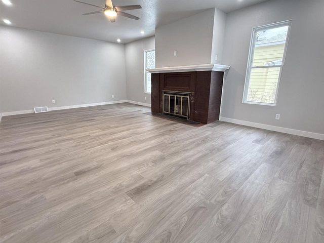 1431 NEWBERRY AVENUE, Marinette, WI 54143