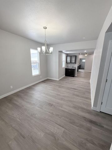 1431 NEWBERRY AVENUE, Marinette, WI 54143