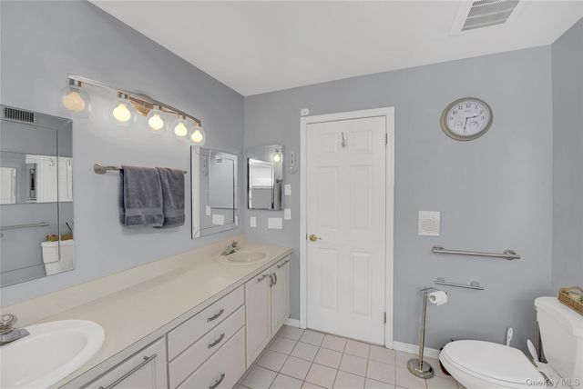 12 Wood Path Drive, Northport, NY 11768