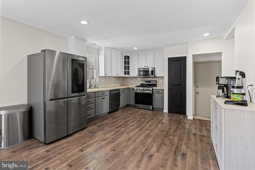 Image 5 of property listing at 1310 SAINT FRANCIS RD, Bel Air, MD 21014