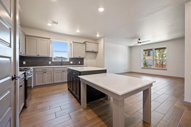 4105 NW 180th Terrace, Edmond, OK 73012
