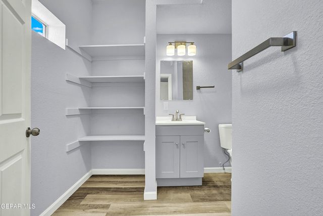 6806 ALAMEDA Avenue, El Paso, TX 79905