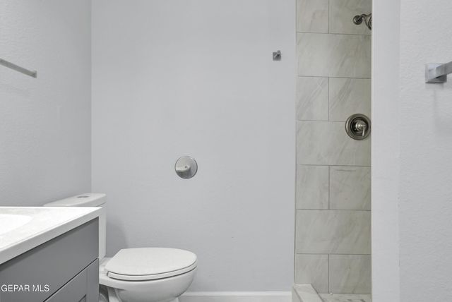 6806 ALAMEDA Avenue, El Paso, TX 79905