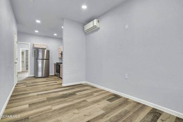 6806 ALAMEDA Avenue, El Paso, TX 79905