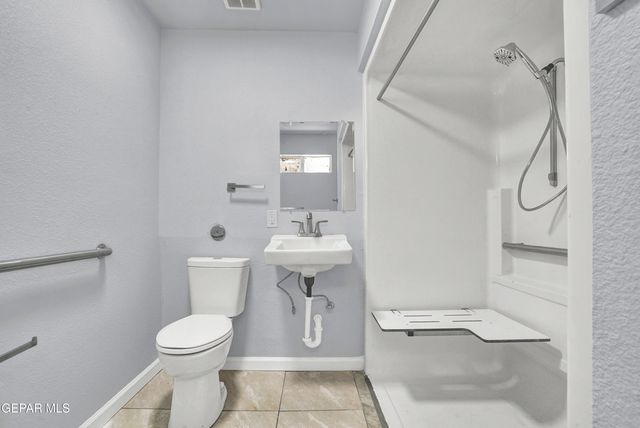 6806 ALAMEDA Avenue, El Paso, TX 79905