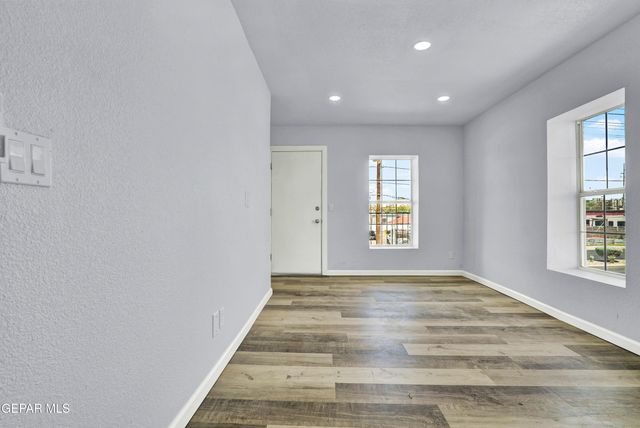 6806 ALAMEDA Avenue, El Paso, TX 79905