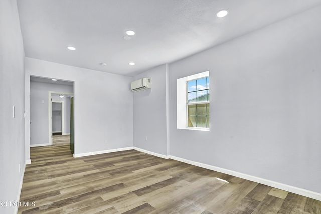 6806 ALAMEDA Avenue, El Paso, TX 79905