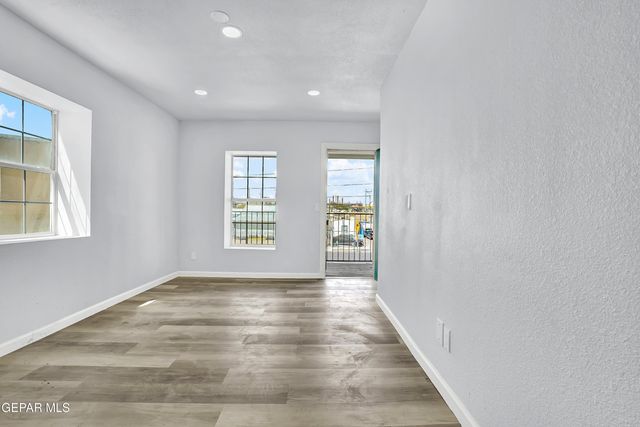 6806 ALAMEDA Avenue, El Paso, TX 79905