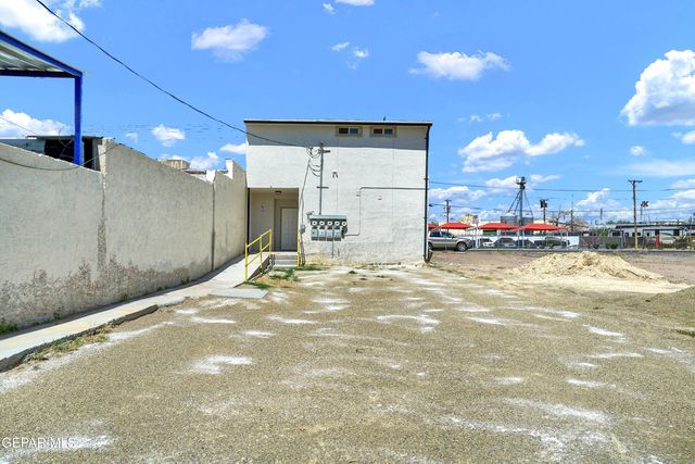 6806 ALAMEDA Avenue, El Paso, TX 79905