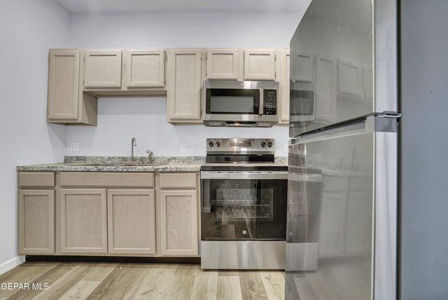 6806 ALAMEDA Avenue, El Paso, TX 79905