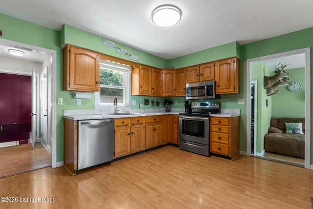226 Northview Dr, Shepherdsville, KY 40165