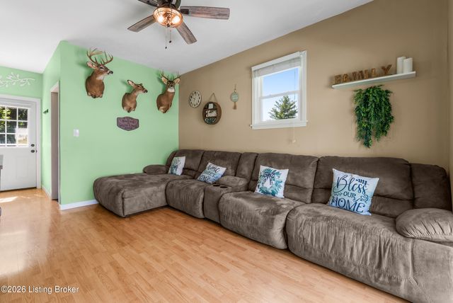 226 Northview Dr, Shepherdsville, KY 40165
