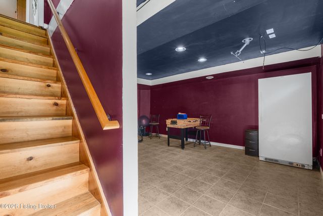 226 Northview Dr, Shepherdsville, KY 40165