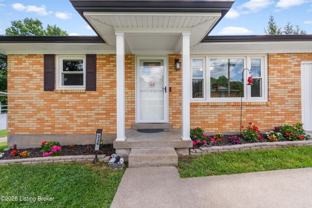 226 Northview Dr, Shepherdsville, KY 40165