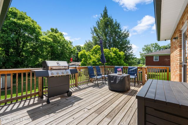 226 Northview Dr, Shepherdsville, KY 40165