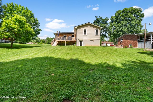 226 Northview Dr, Shepherdsville, KY 40165